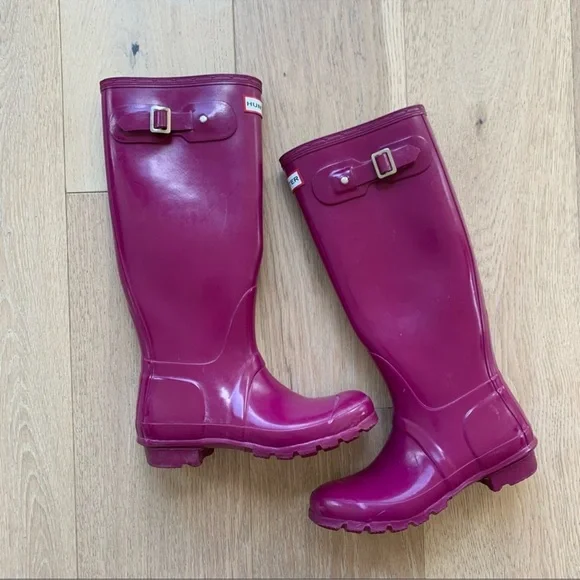 Hunter Purple Marionberry Rain Boots - Picture 1 of 7